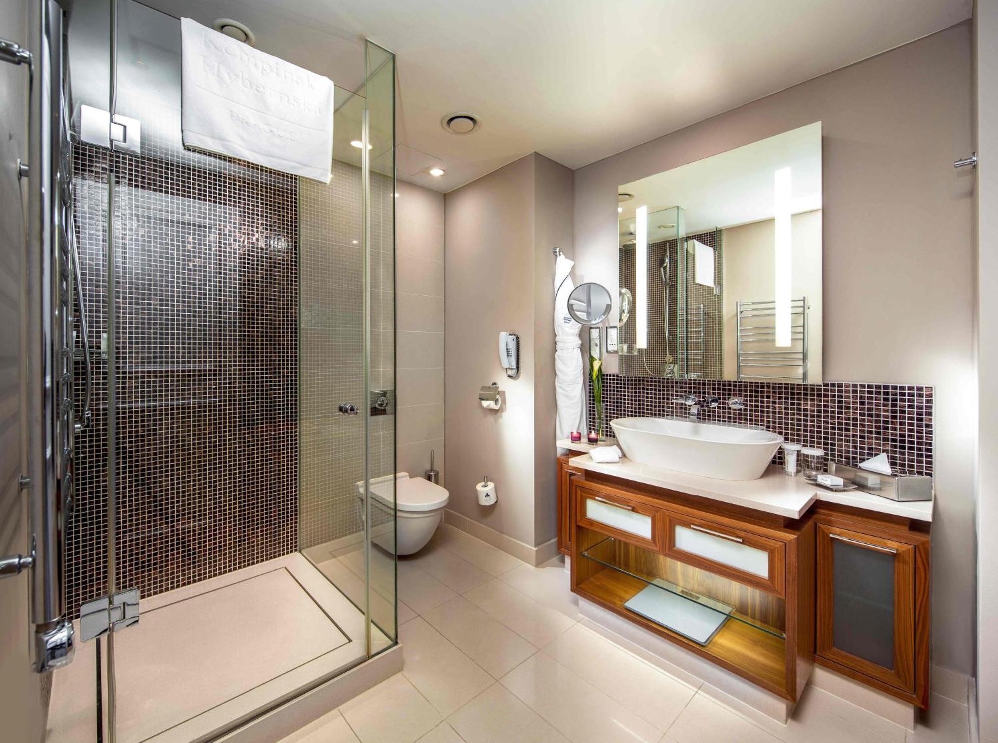 Superior Room,1209775630:JPEG